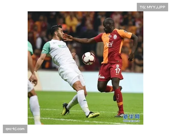 加拉塔萨雷战平马德里竞技 两位教头战术博弈难分高下